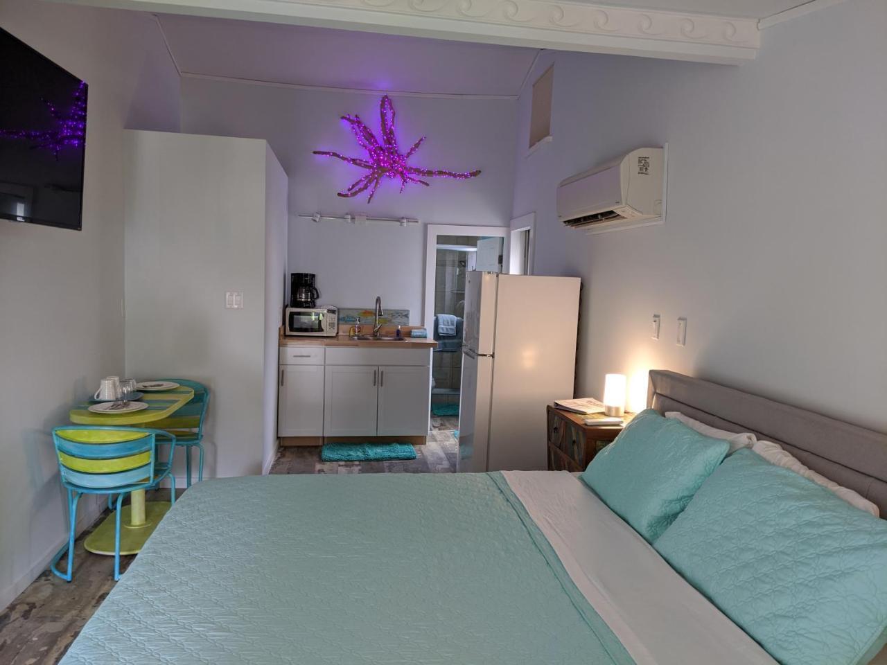 Beachpoint Resort Cottages - photo 11