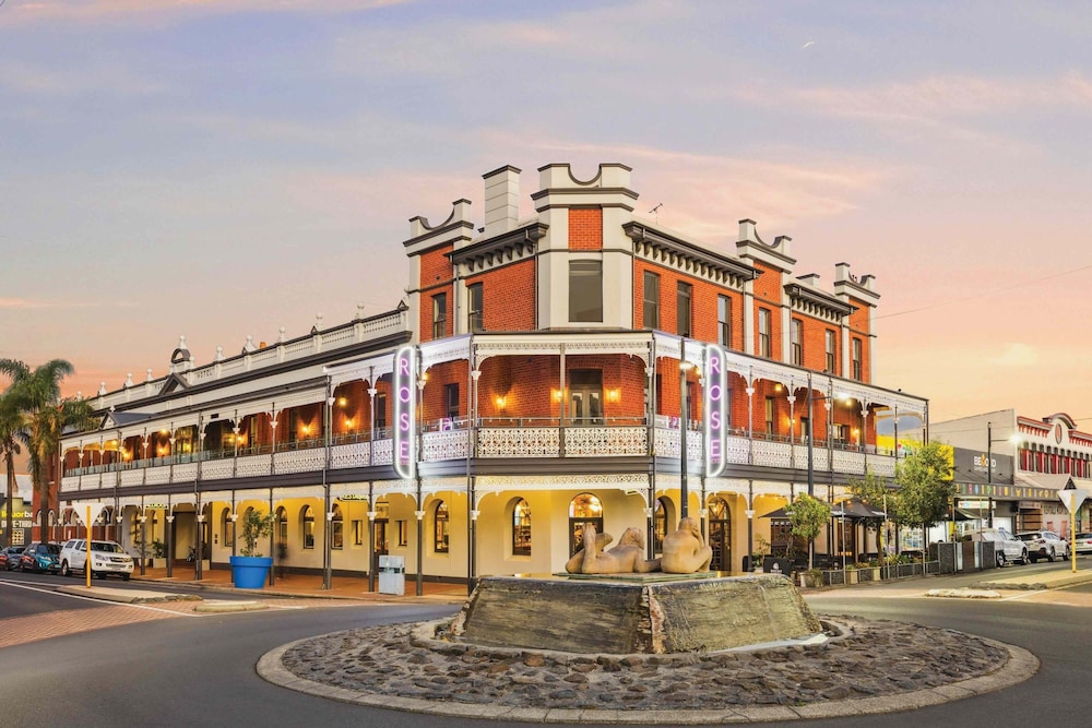 The Rose Hotel & Motel - carbon neutral hotel in Bunbury