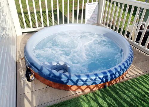 15 Kestrel Close Hot Tub Retreat in Lincoln, United Kingdom