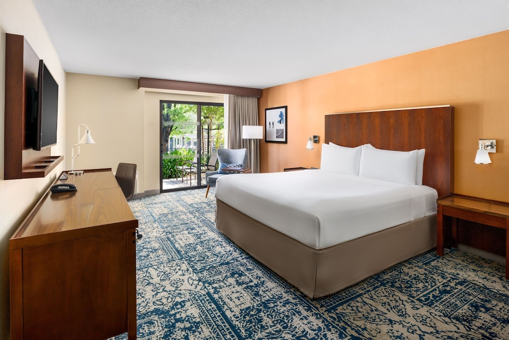 Four Points by Sheraton Pleasanton - photo 15