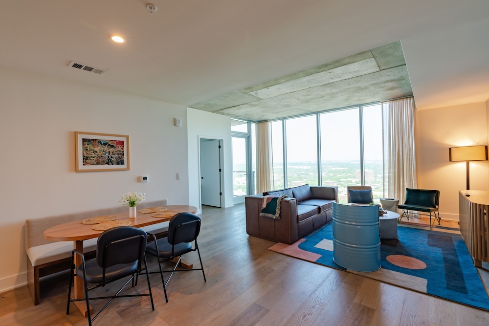 Austin Condo Hotel - photo 392