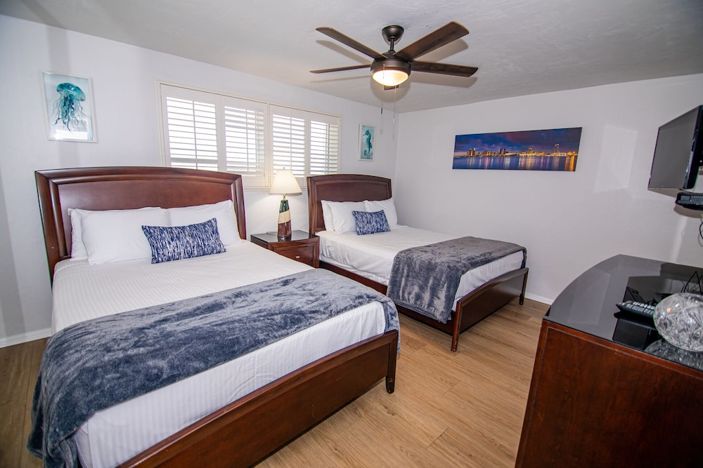 Capri Beach Accommodations - photo 16