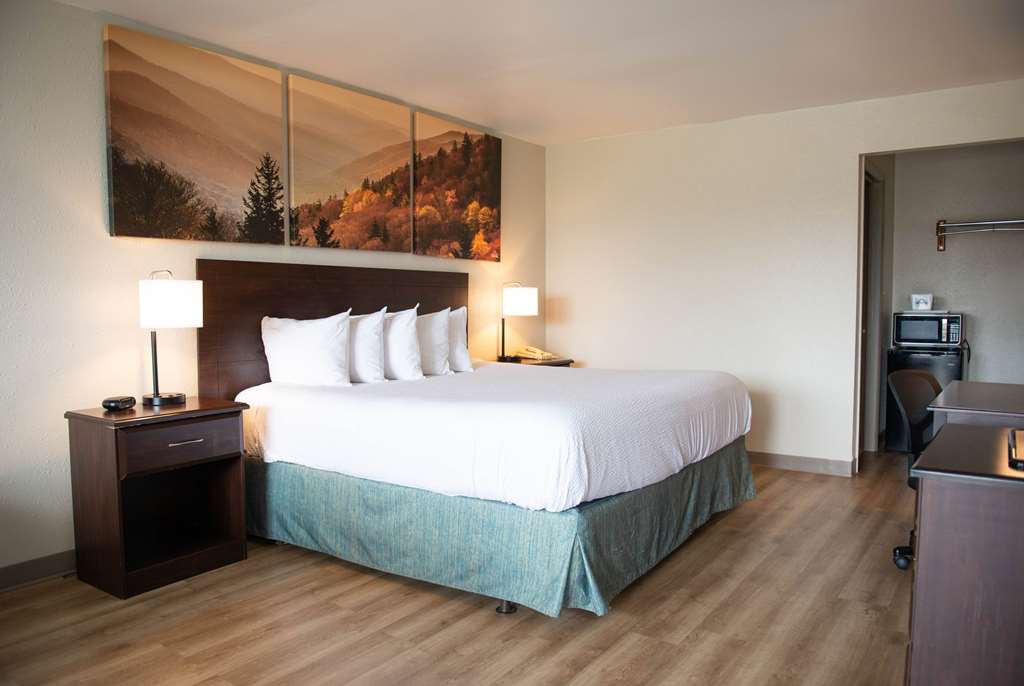 Days Inn by Wyndham Waynesboro - photo 10