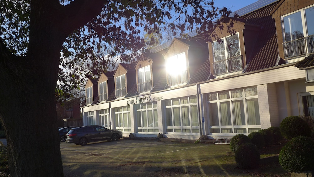 Hotel Heidpark — hotel in Lueneburg