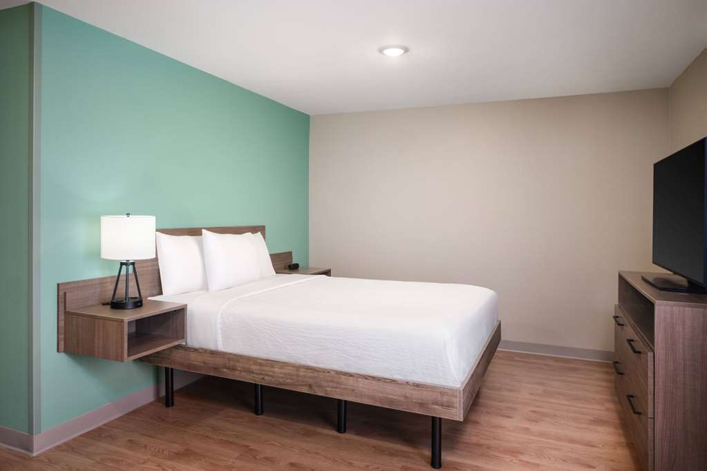 ECHO Suites Extended Stay by Wyndham Dallas Plano Frisco - photo 25