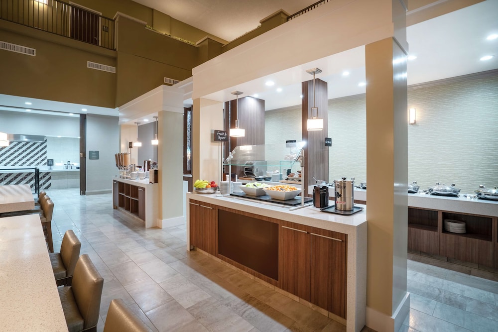 Embassy Suites by Hilton Nashville at Vanderbilt - photo 26