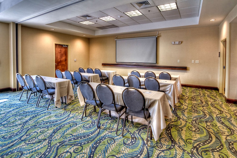 Hampton Inn Roanoke Rapids NC - photo 39