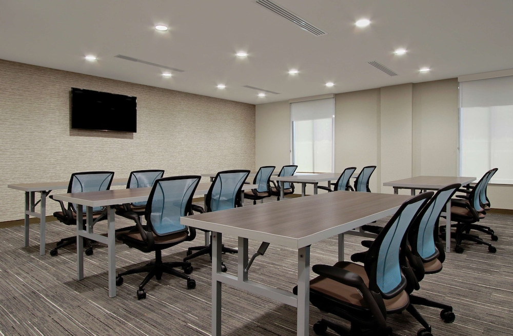 Home2 Suites by Hilton Mobile International Airport - photo 26
