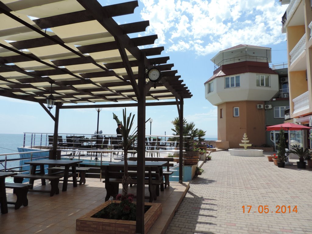 Paradiz Hotel — Alushta — photo 2