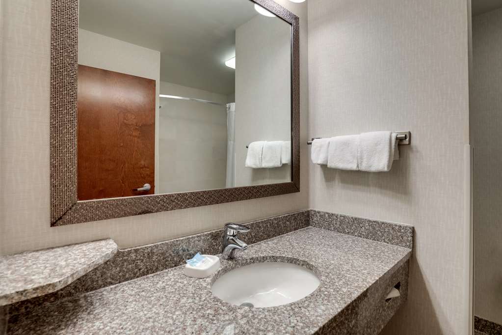 Drury Inn & Suites Charlotte Northlake - photo 39