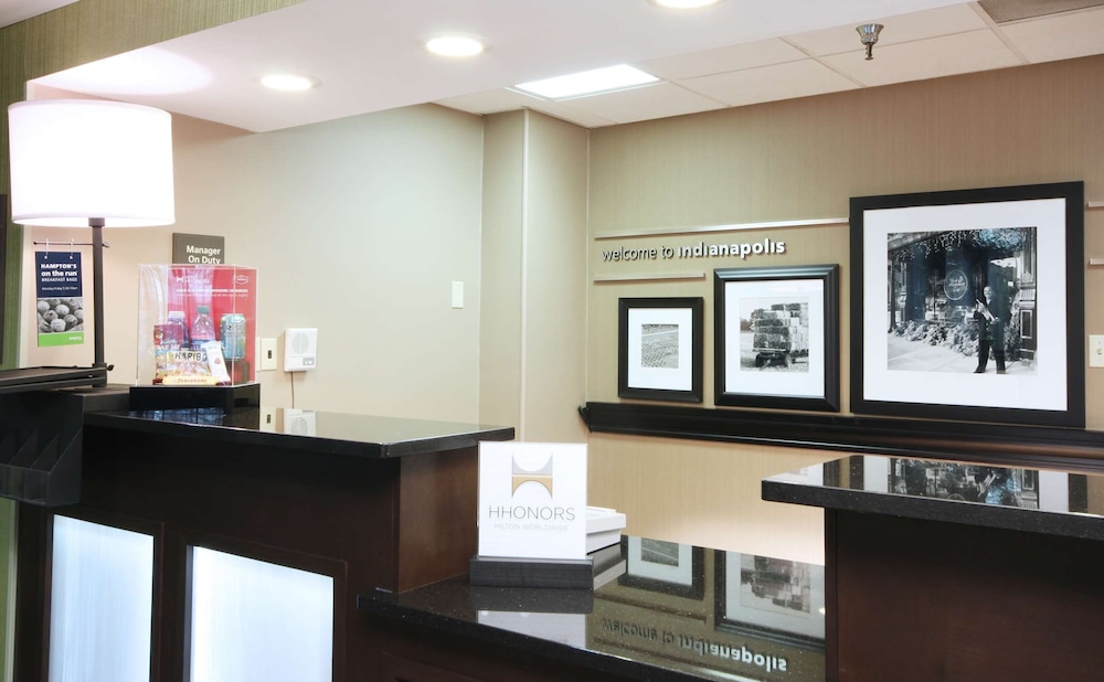 Hampton Inn Indianapolis N.E. Castleton - photo 3