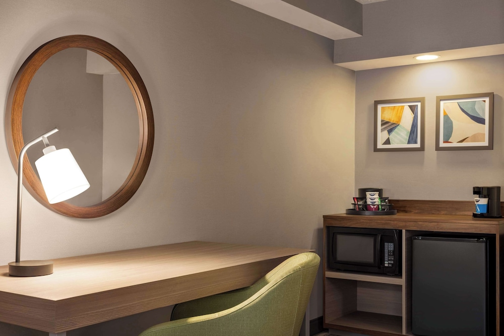 Hampton Inn by Hilton Shelton - photo 8
