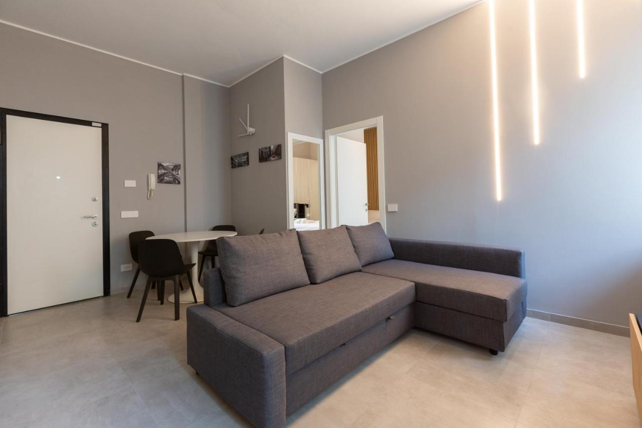 Easytopstay Marche Charming Flat — 4-Star Luxury Hotel in Milan, Italy