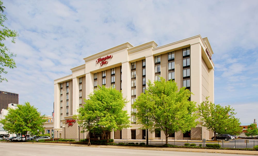 Hampton Inn Louisville Downtown - featured photo