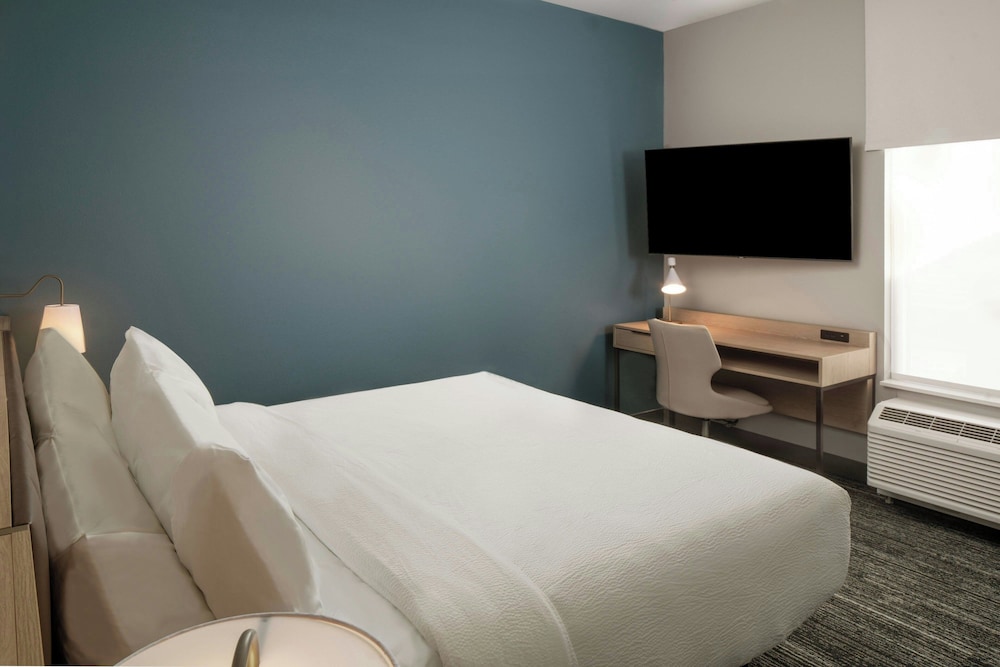 TownePlace Suites by Marriott West Lafayette - photo 7