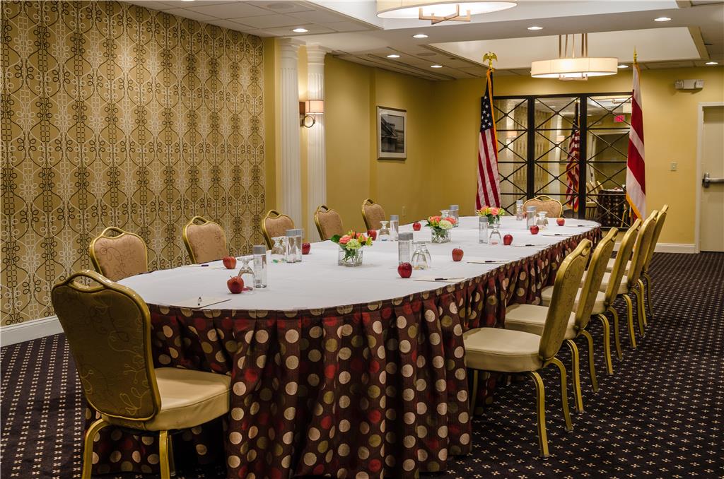 Beacon Hotel & Corporate Quarters - photo 50