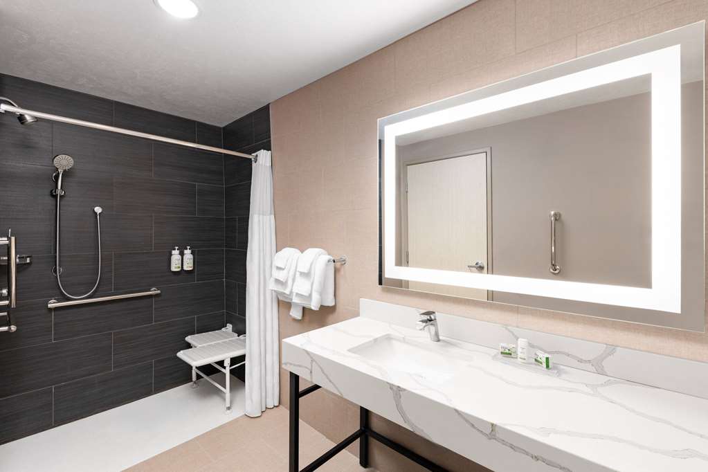 Wingate by Wyndham Kingman - photo 11