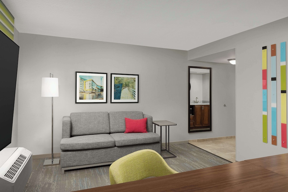 Hampton Inn & Suites Orlando North Altamonte Springs - photo 19