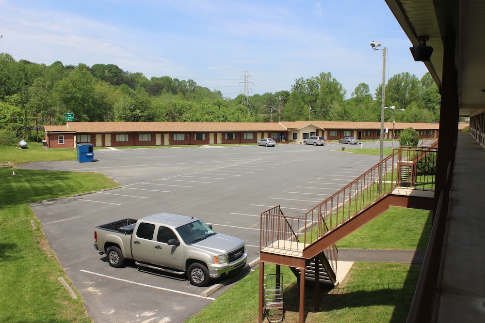 Green Valley Motel Winston Salem - photo 20