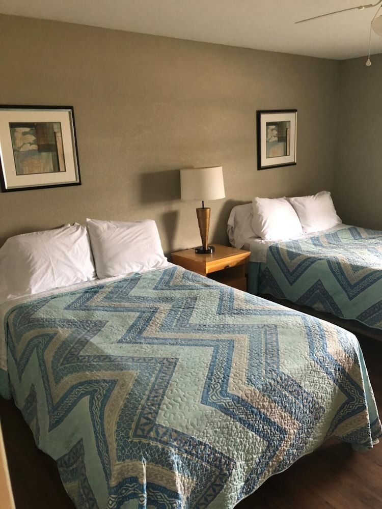 Avon Motel - photo 15