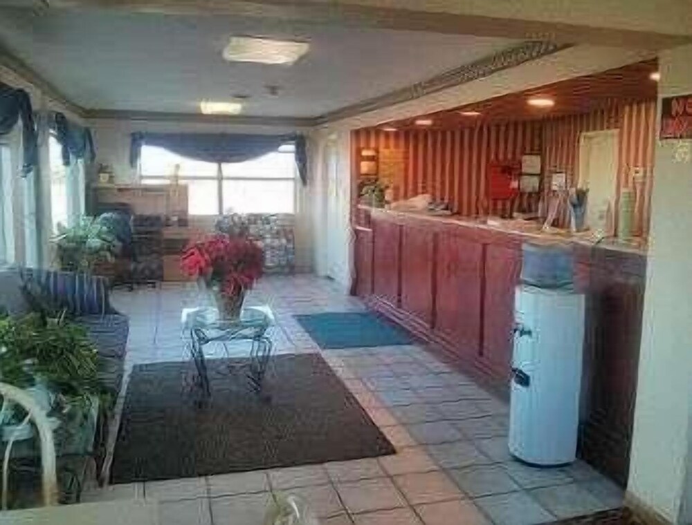 Rodeway Inn Wichita Falls - photo 3