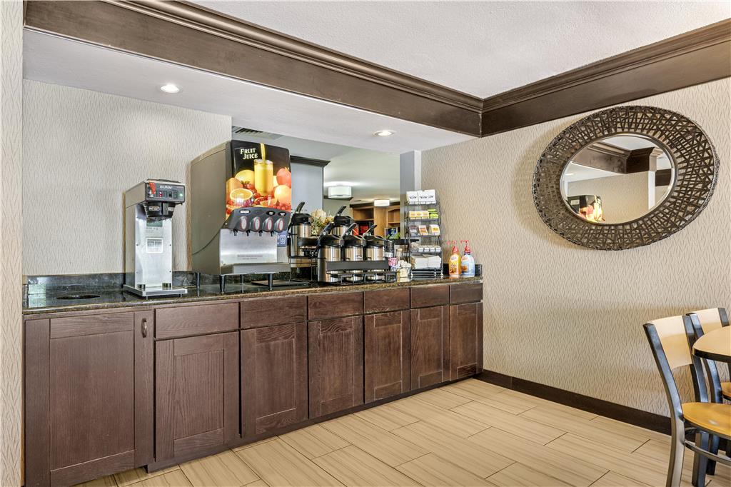Best Western Black Hills Lodge - photo 36