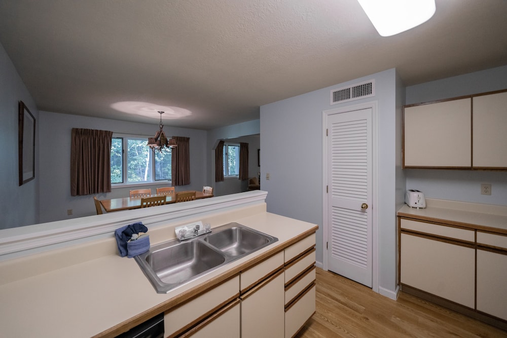 Telemark Northwoods Lodging - photo 39