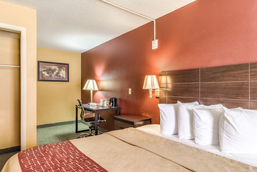 Red Roof Inn Amarillo West - photo 7