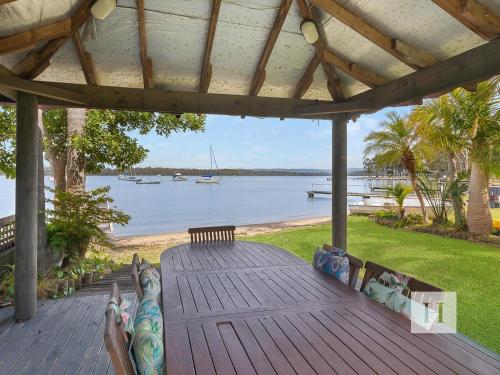 Paradise Palms - carbon neutral hotel in Mannering Park