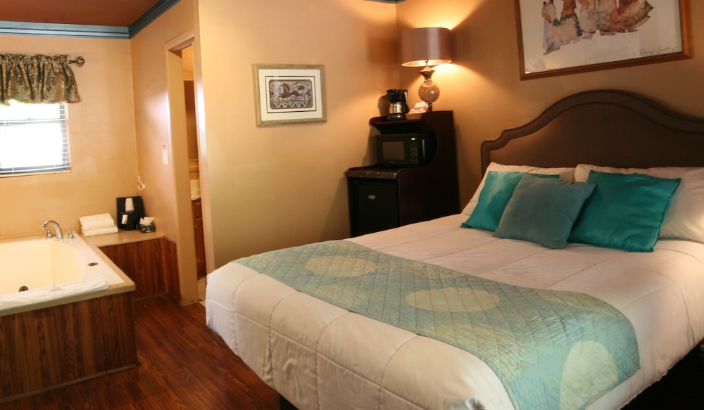 Oak Creek Terrace Resort - photo 9
