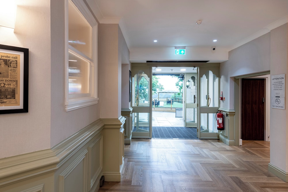 Mercure Manchester Norton Grange Hotel & Spa — Rochdale — photo 3