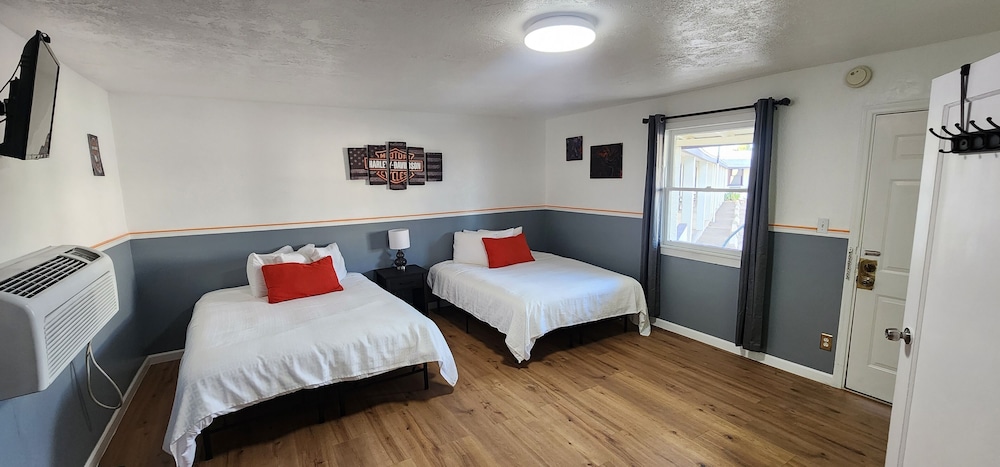Rose's Motel - photo 18