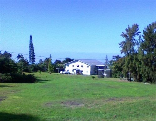 Halemalu - carbon neutral hotel in Captain Cook