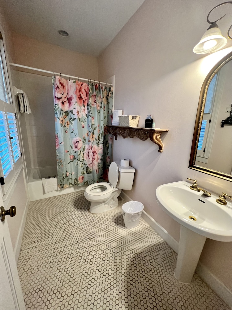 Barksdale House Inn - photo 13