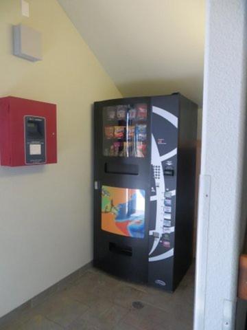 North Park Inn & Suites - photo 4