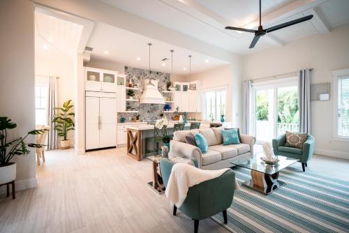 Feelin' Beachy - photo 30