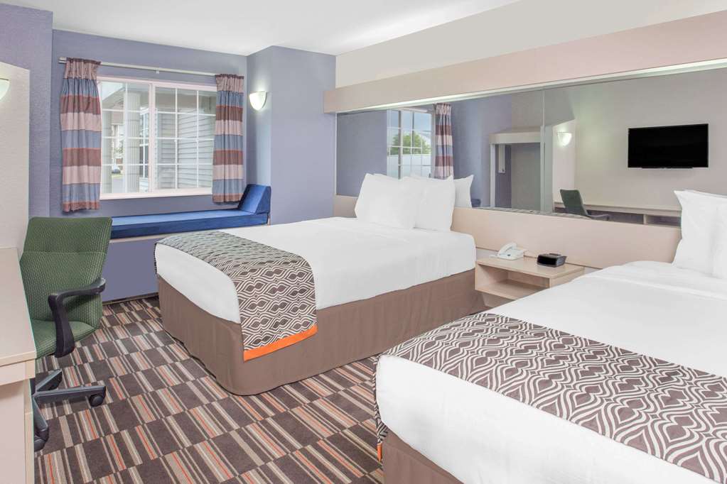 Microtel Inn & Suites by Wyndham Appleton - photo 9