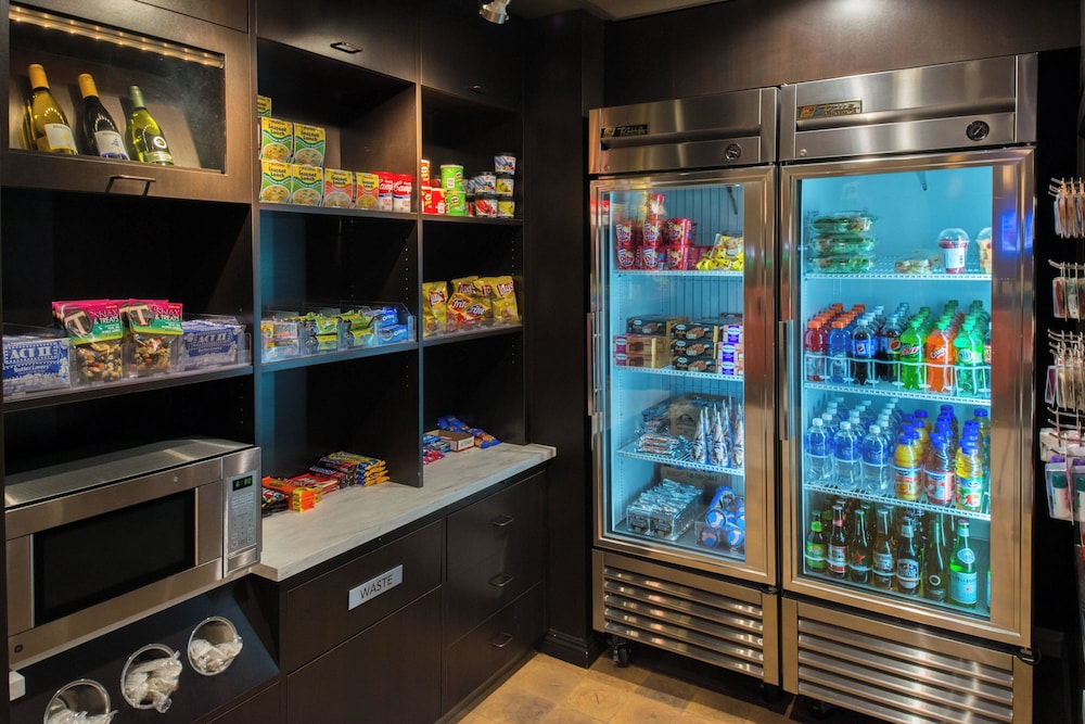 Holiday Inn Oxnard Ventura by IHG - photo 36