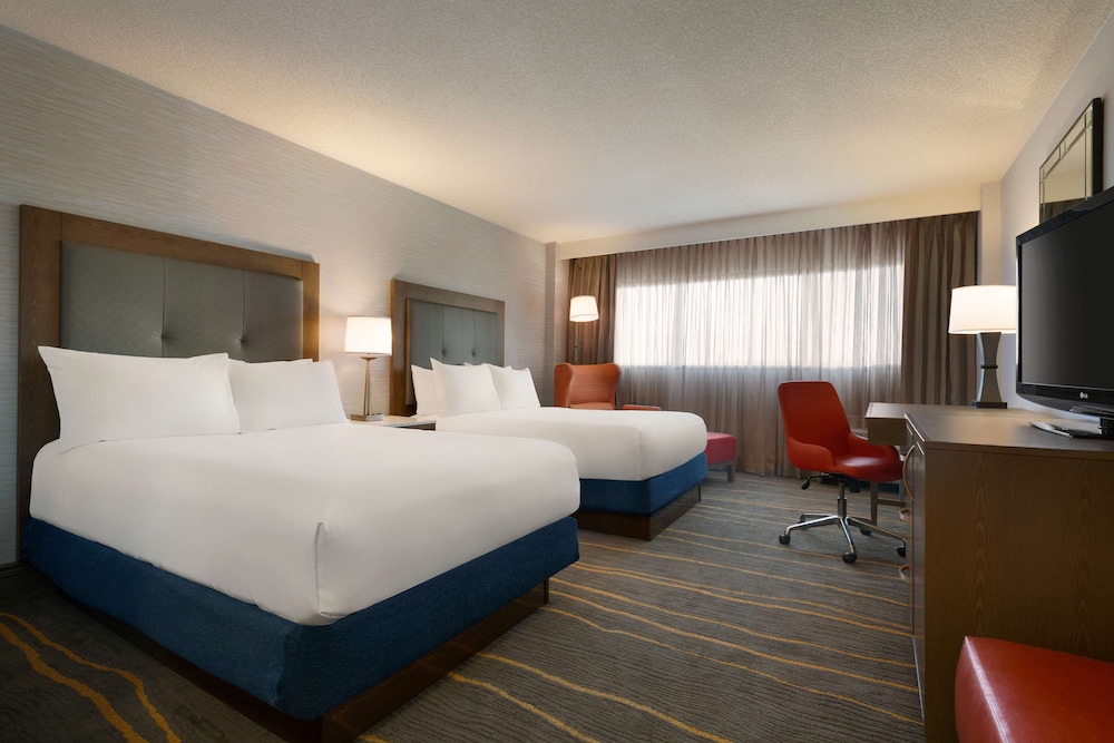 DoubleTree by Hilton Hotel Albuquerque - photo 18