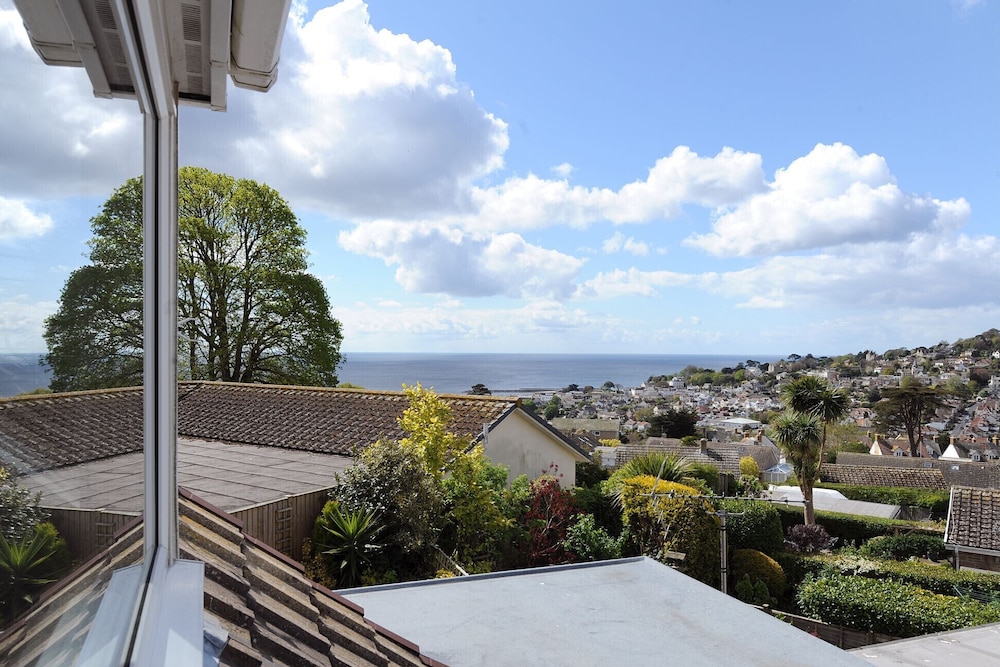 Sandpiper - carbon neutral hotel in Lyme Regis