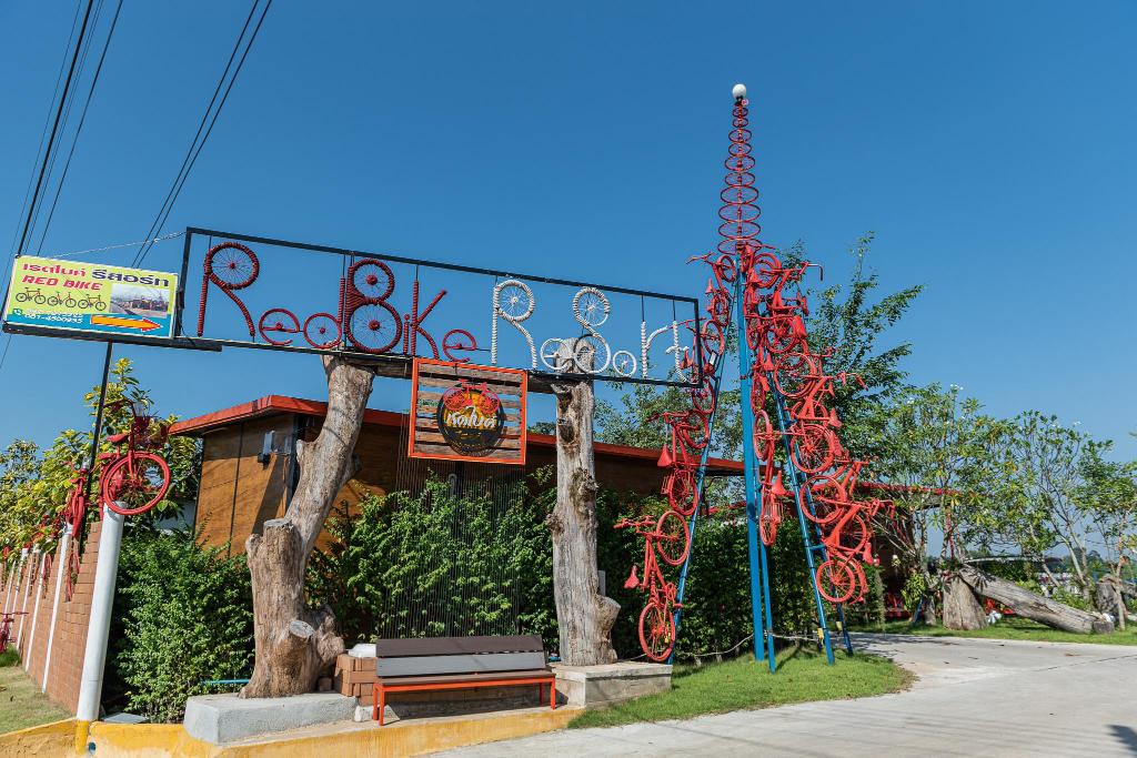 Red Bike resort - last minute hotel in Phanom Sarakham