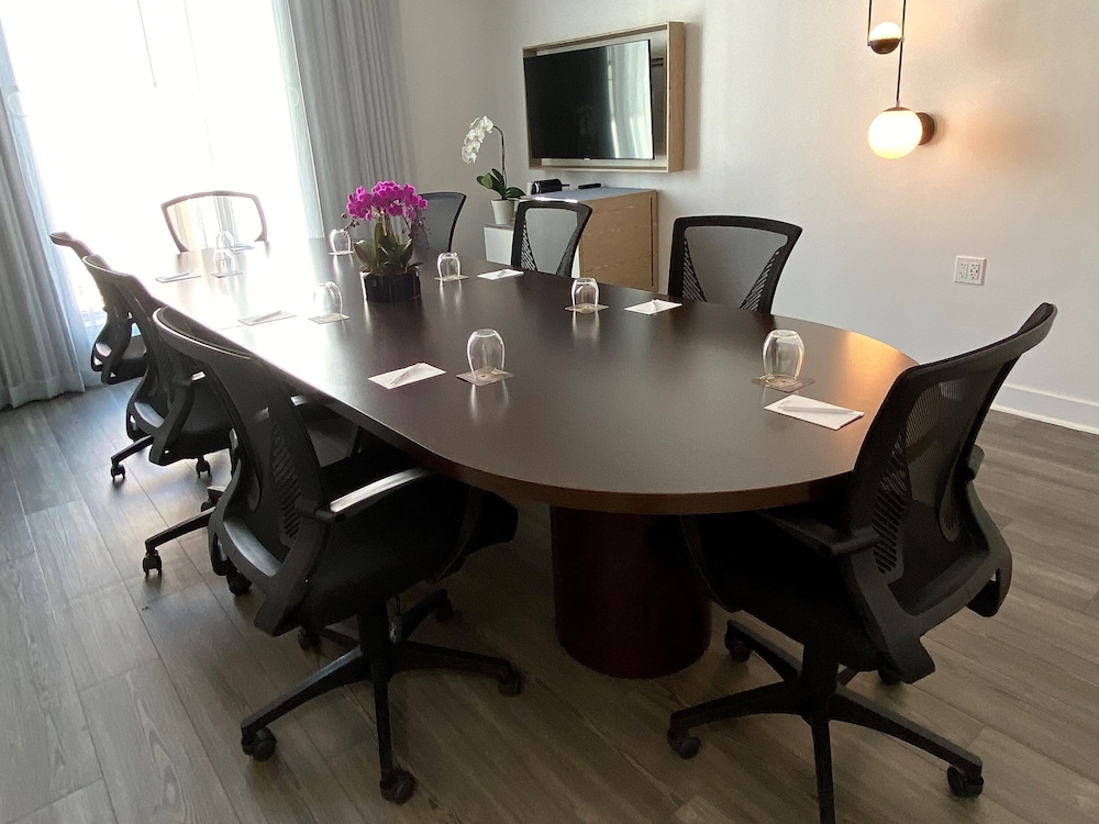 Kimpton Hotel Palomar South Beach by IHG - photo 44