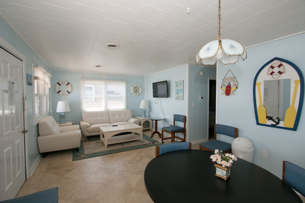 Outer Banks Motel - photo 121