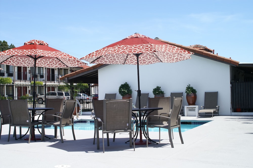 Travelodge by Wyndham Vallejo - photo 23