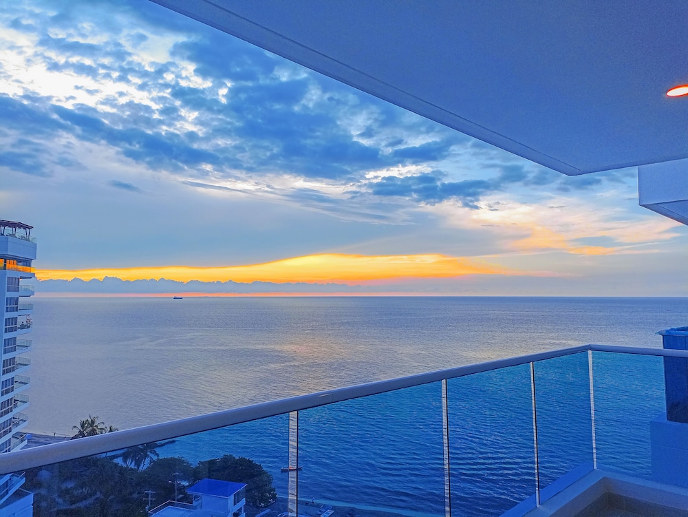 Exclusive Apartasuites Reserva del Mar ツ — 4-Star Luxury Hotel in Santa Marta, Colombia
