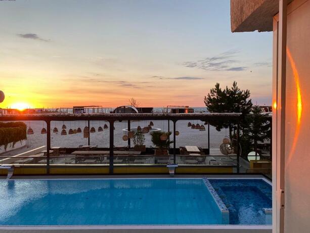 Jijo's Hotel - last minute hotel in Constanta