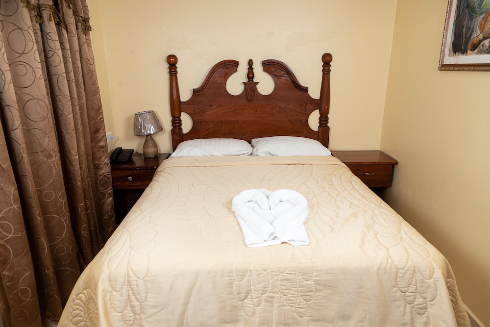 Hotel Internacional Palmerola — Comayagua — photo 4