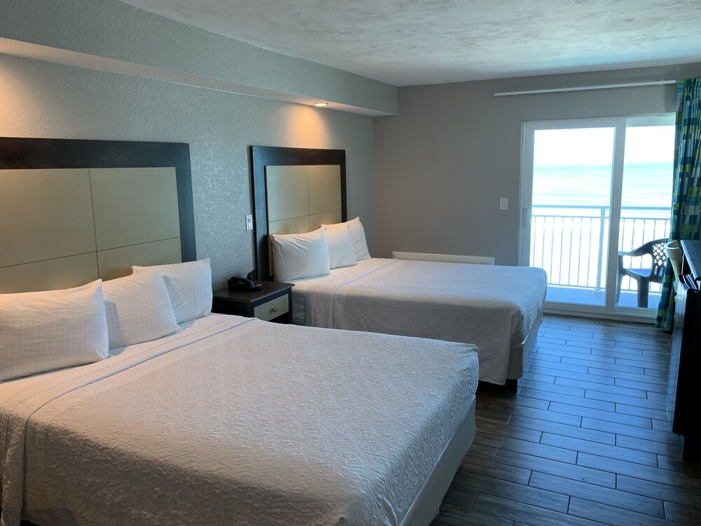 Boardwalk Inn and Suites - photo 20