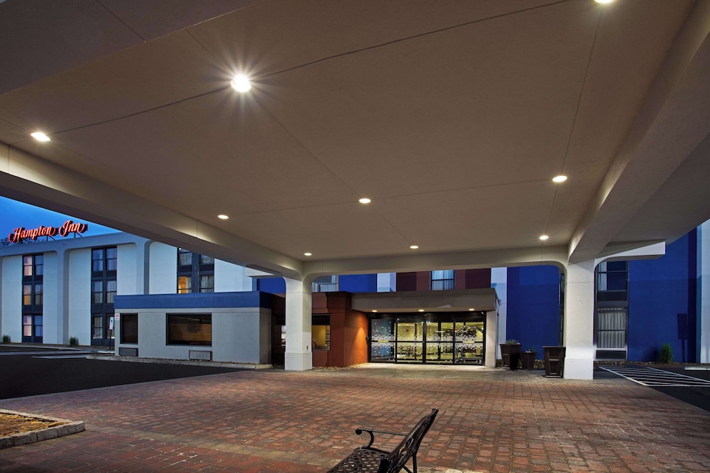 Hampton Inn State College - photo 32