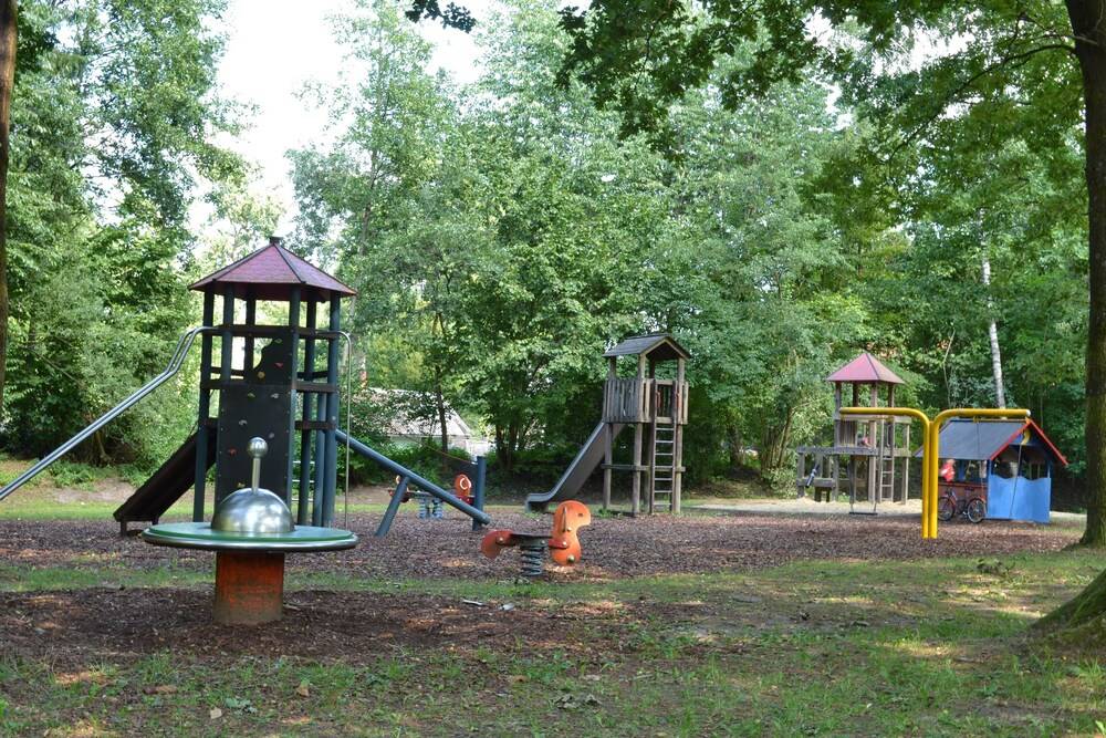Childrens Play Area - Outdoor